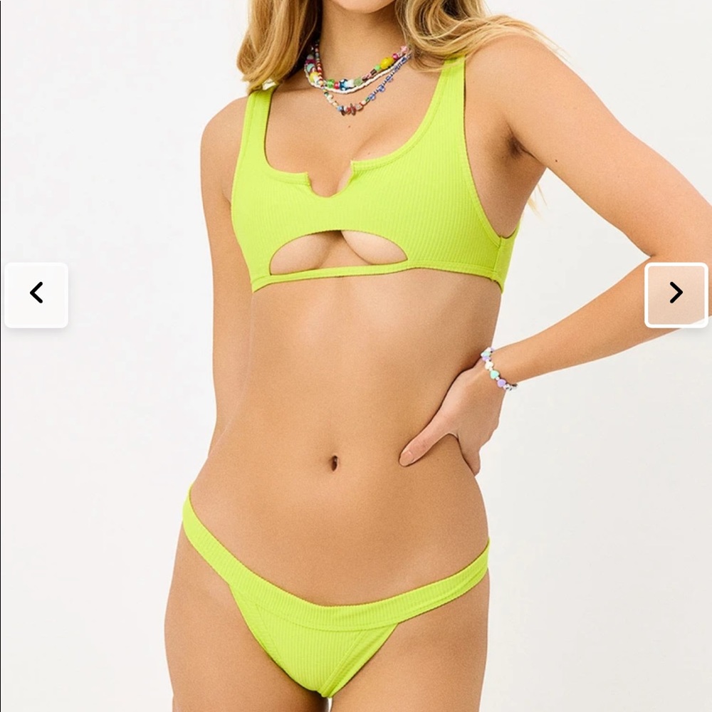 Frankies Bikinis SET. Cole Ribbed Top & Cole Ribbed Cheeky Bottom in ‘slime’ - Picture 11 of 11